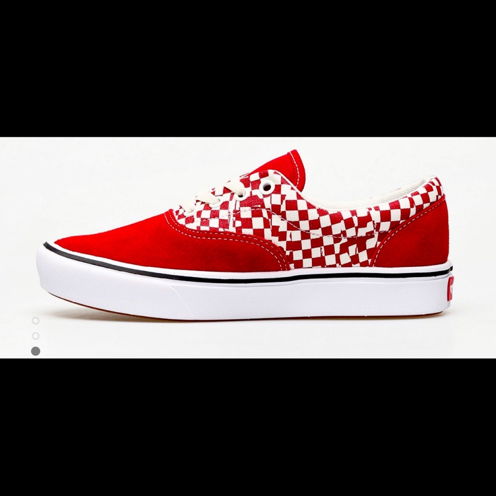 Vans , Size 9 in men’s and size 10.5 in women’s